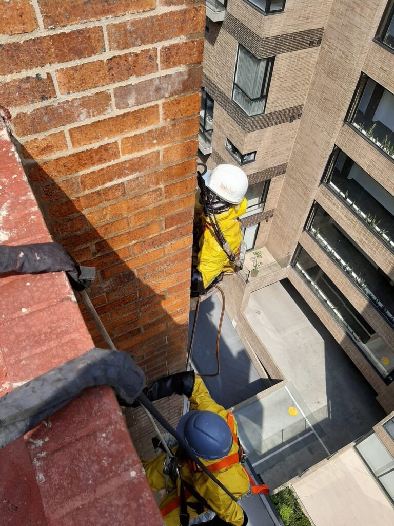 Lavado y mantenimiento de fachadas Bogotá