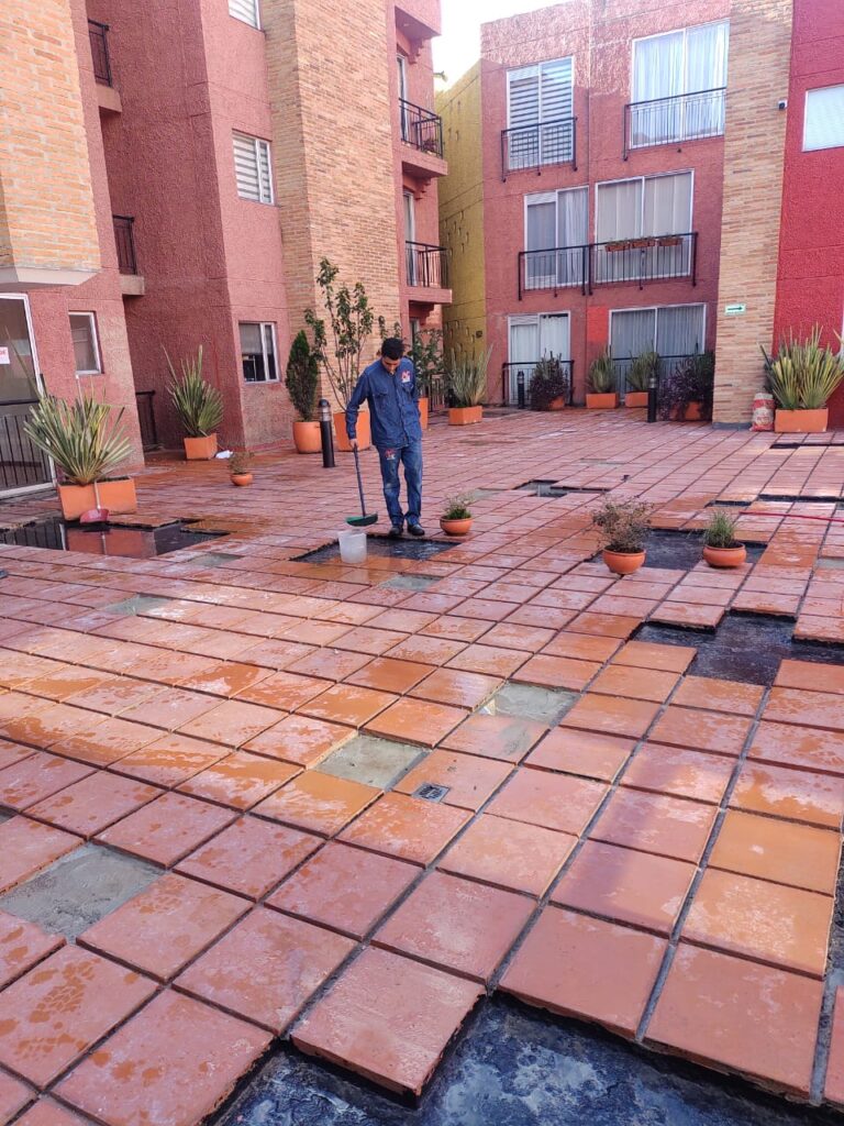 Lavado y mantenimiento de fachadas y pisos
